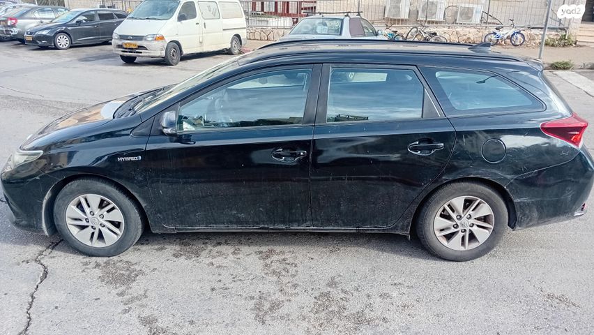 טויוטה אוריס