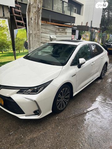 טויוטה קורולה