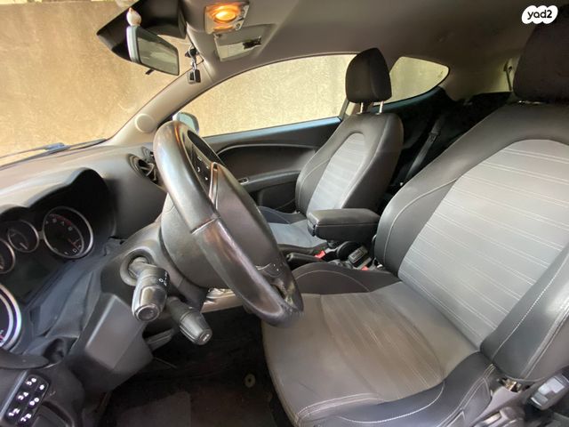 אלפא רומיאו מיטו