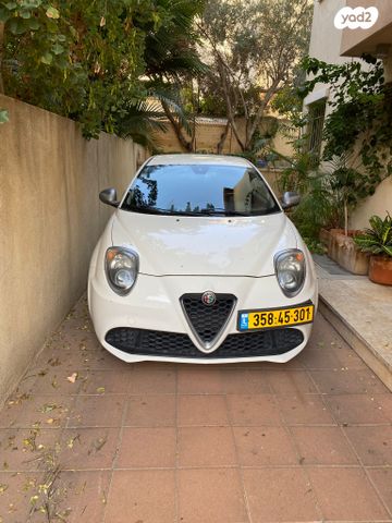 אלפא רומיאו מיטו