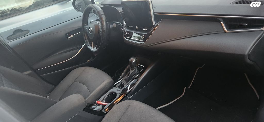 טויוטה קורולה