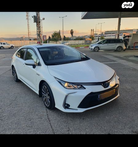 טויוטה קורולה