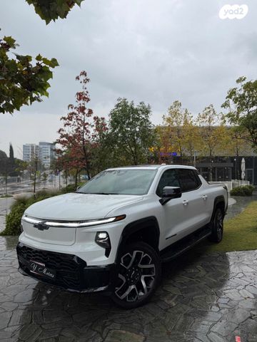 מודעת רכב שברולט סילברדו EV