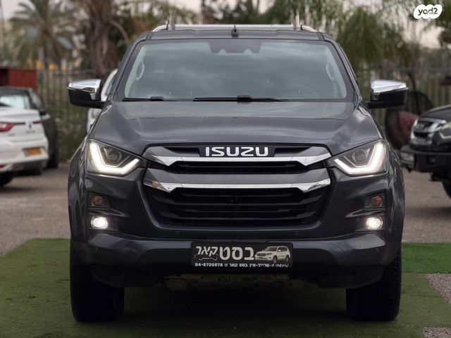 איסוזו די-מקס