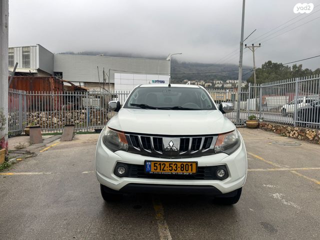 מיצובישי טרייטון / L200