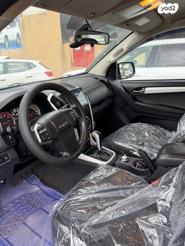 איסוזו די-מקס