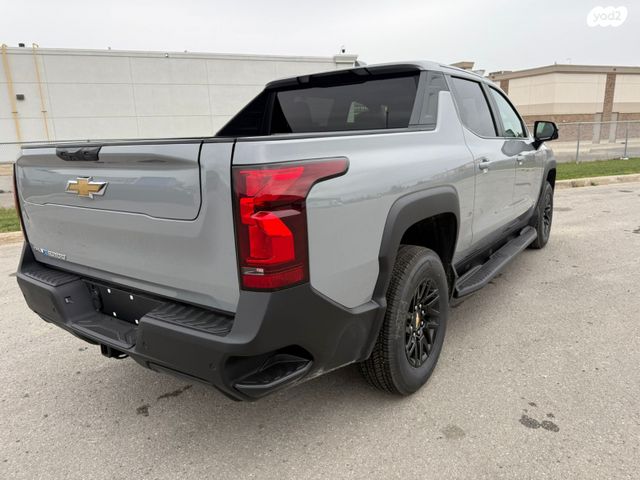 מודעת רכב שברולט סילברדו EV 1