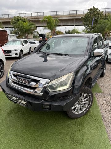 איסוזו די-מקס