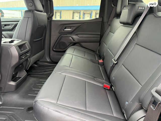 מודעת רכב שברולט סילברדו EV 2