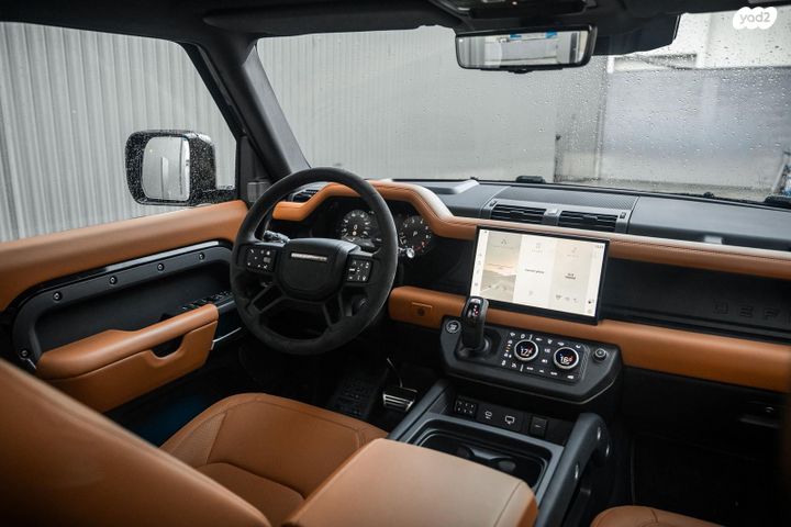 לנד רובר דיפנדר