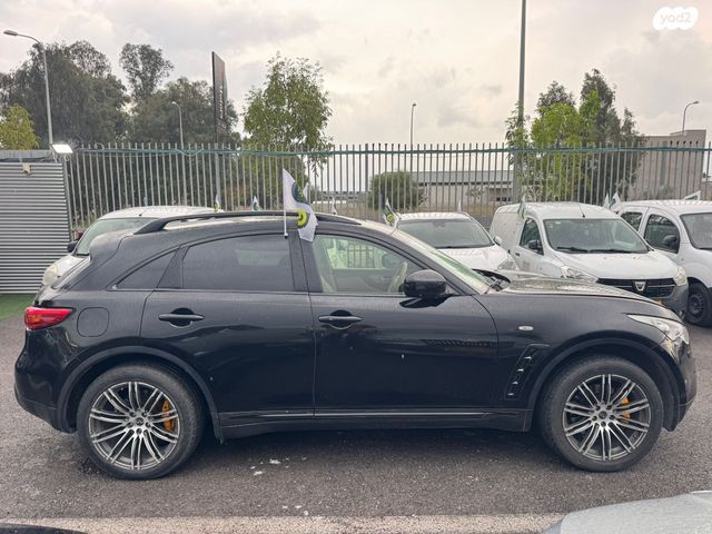 אינפיניטי FX37