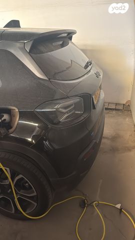 מודעת רכב ג'יפ אוונגר