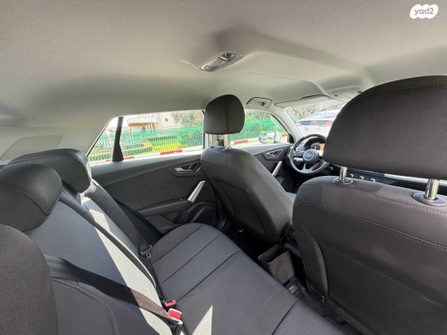 מודעת רכב אאודי Q2 1