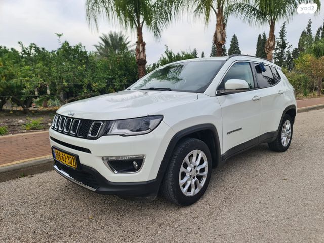 מודעת רכב ג'יפ קומפאס