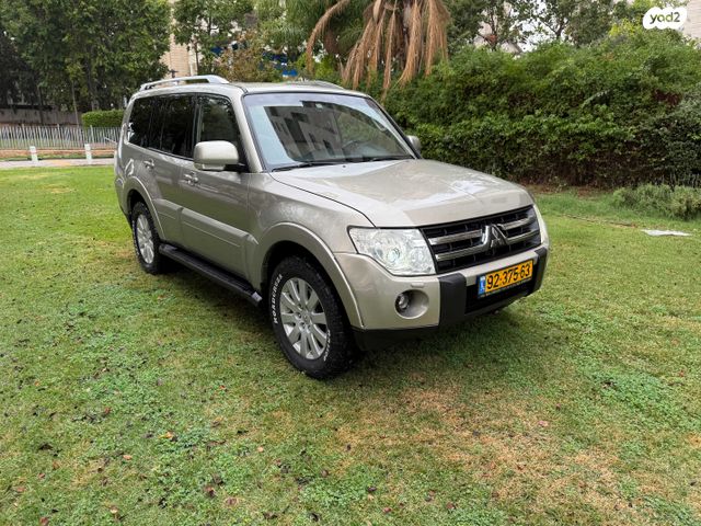 מודעת רכב מיצובישי פג'רו 2