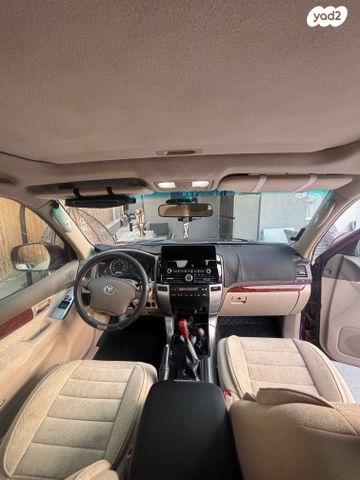 טויוטה לנד קרוזר