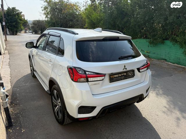 מודעת רכב מיצובישי ASX 2