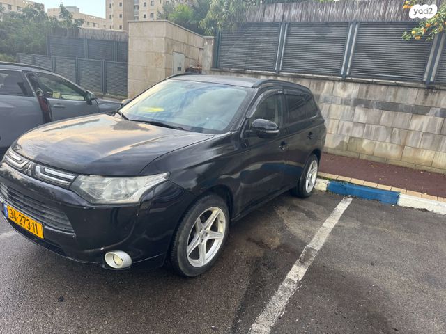 מיצובישי אאוטלנדר