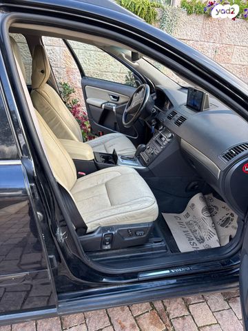 וולוו XC90