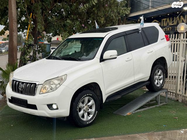 טויוטה לנד קרוזר