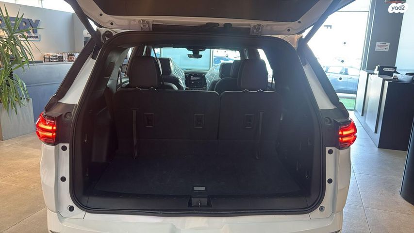 שברולט טראוורס