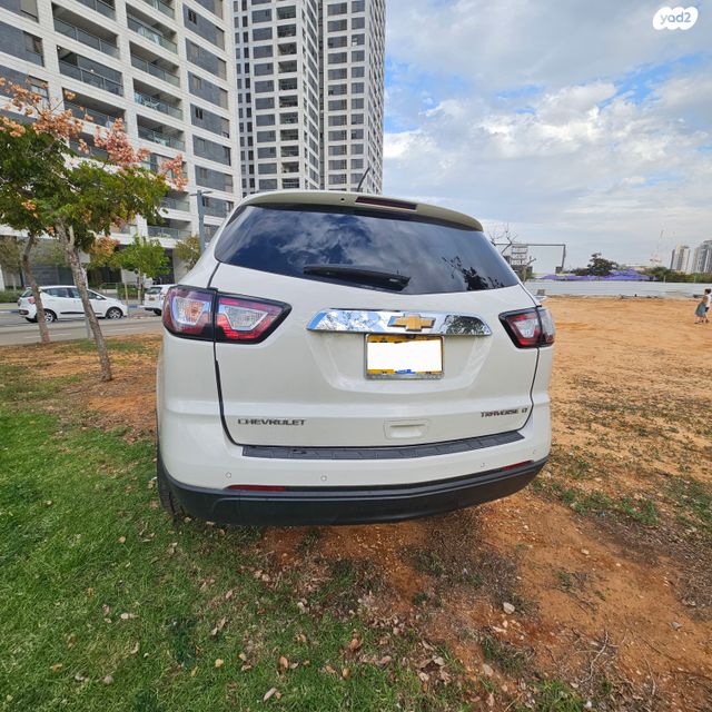 שברולט טראוורס