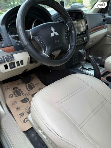 מיצובישי פג'רו