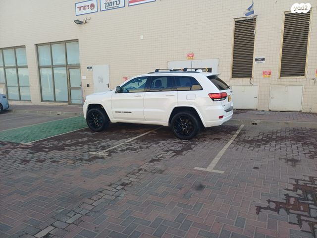 ג'יפ גרנד צ'ירוקי