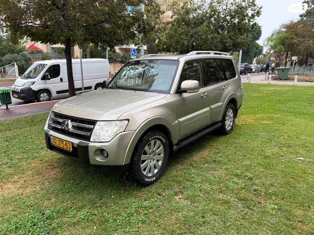 מודעת רכב מיצובישי פג'רו