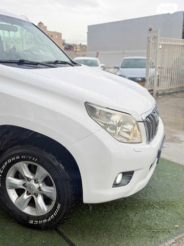 מודעת רכב טויוטה לנד קרוזר 2