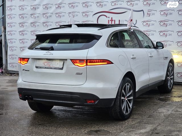 יגואר F-Pace