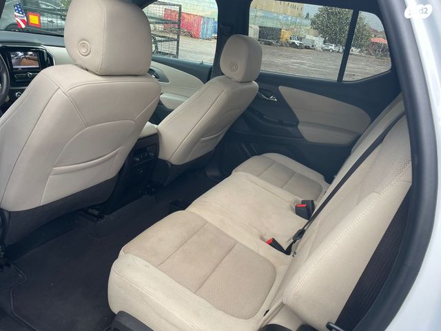 שברולט טראוורס