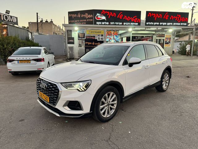 מודעת רכב אאודי Q3