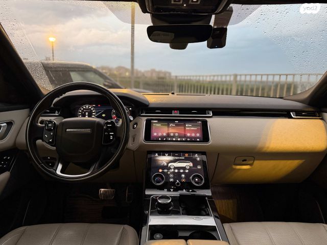 לנד רובר ריינג' רובר ולאר