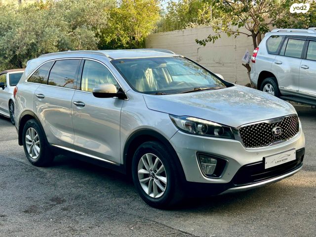 מודעת רכב קיה סורנטו