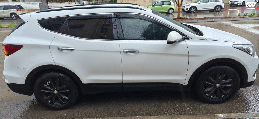 יונדאי סנטה פה