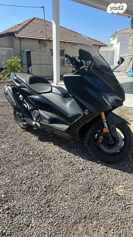 ימאהה TMAX 560 Tech