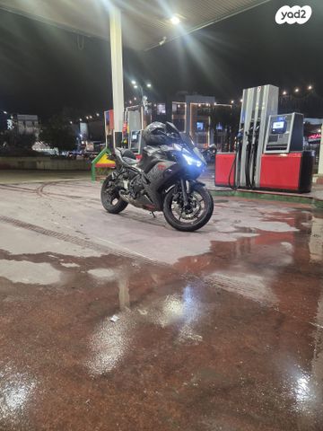 קאוואסאקי נינג'ה 650