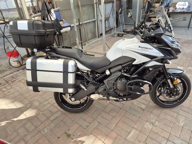 קאוואסאקי Versys 650
