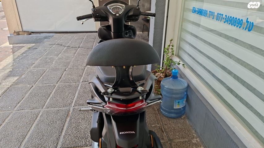 הונדה ויז'ן 110