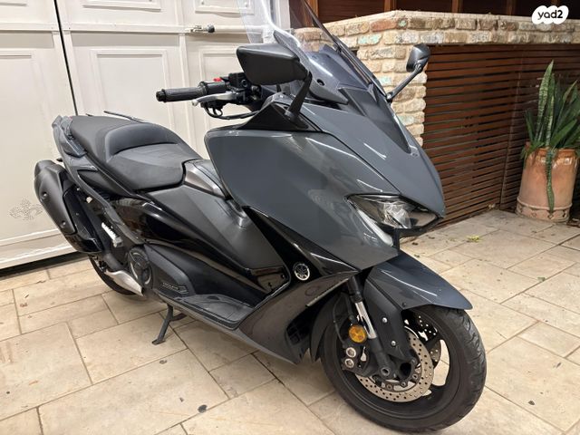 ימאהה Tmax 560 Tech