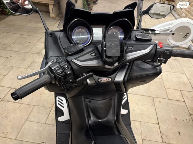 ימאהה Tmax 560 Tech