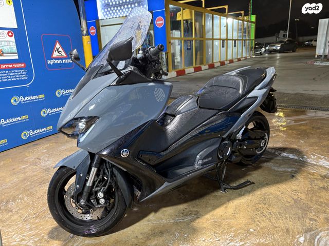 ימאהה Tmax 560 Tech