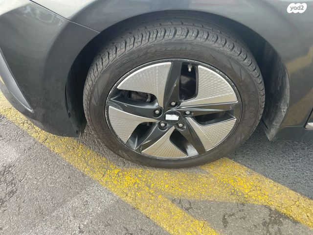 יונדאי איוניק