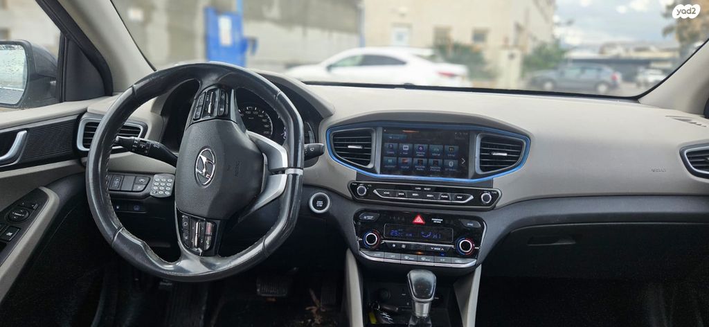 מודעת רכב יונדאי איוניק