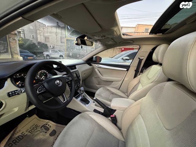 סקודה אוקטביה