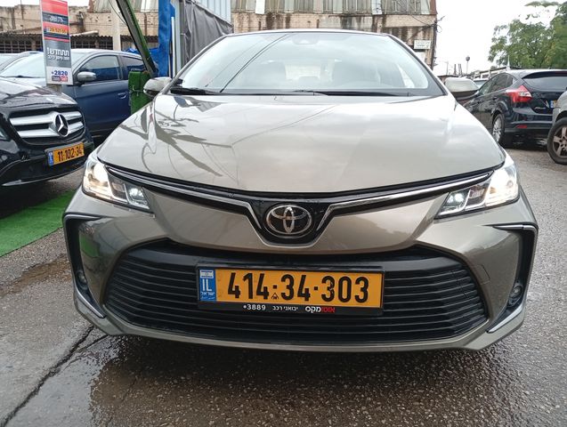 מודעת רכב טויוטה קורולה