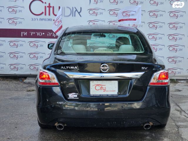 ניסאן אלטימה