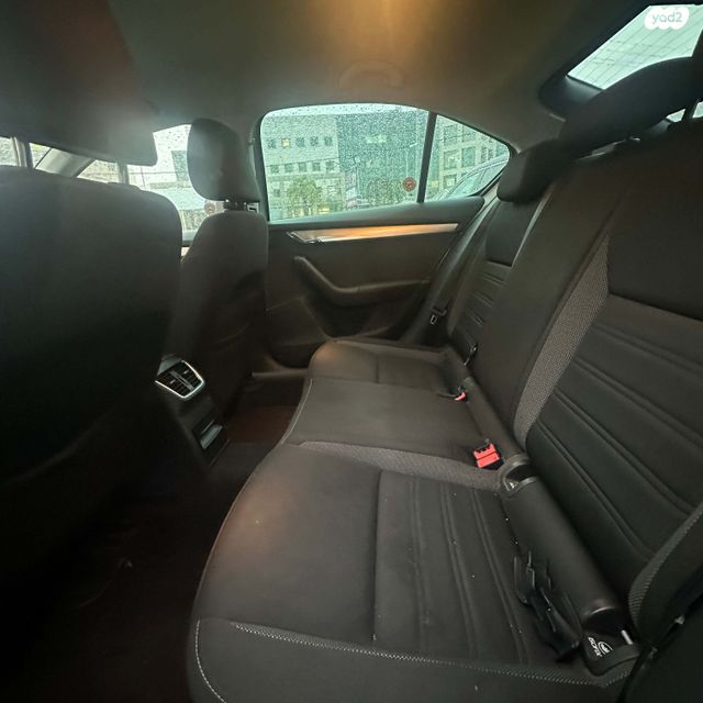 סקודה אוקטביה