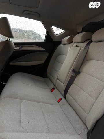 ג׳ילי Geometry C